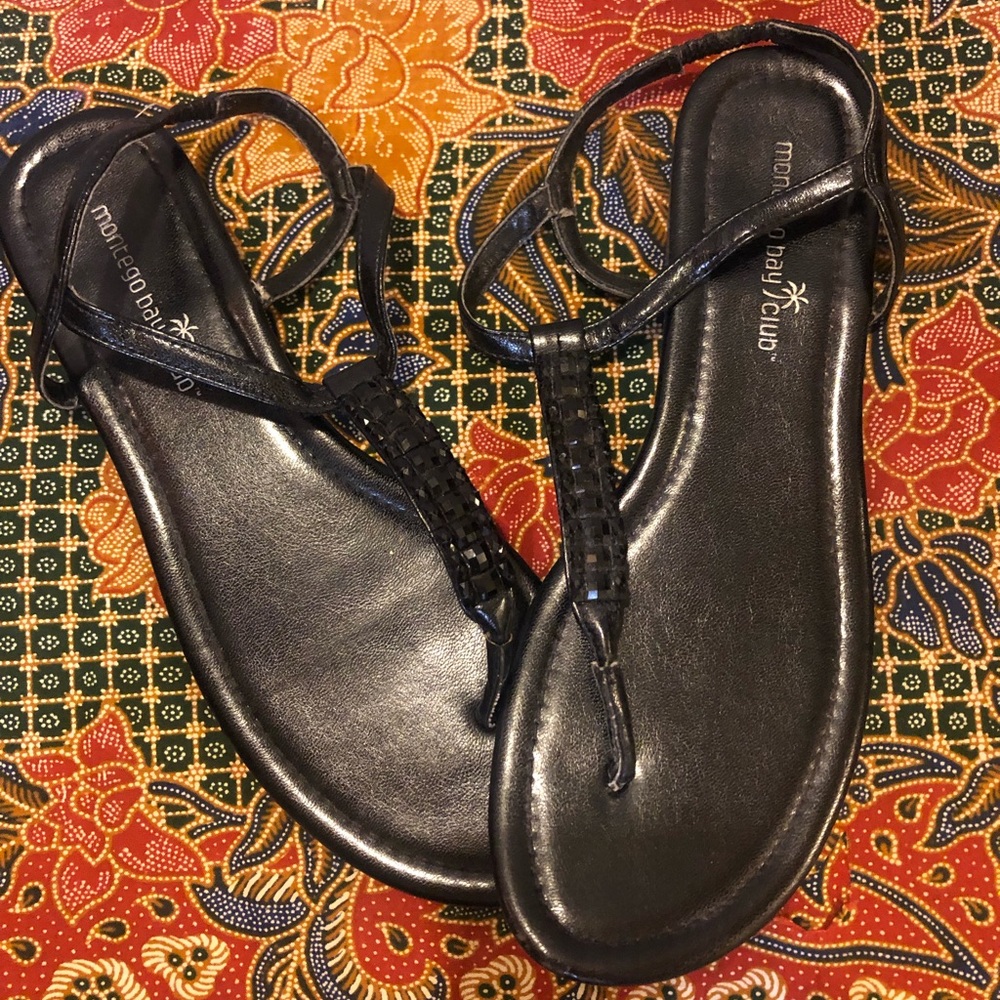 Sandals - Picture 2 of 3